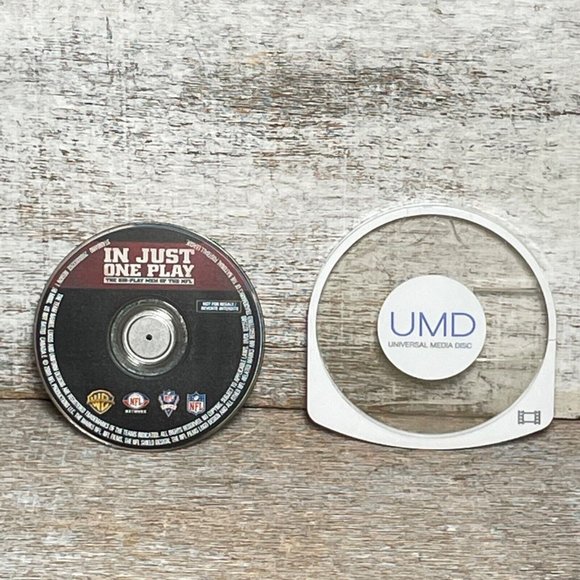 2008 In Just One Play the Big Play Men of the NFL PSP DISC ONLY UNTESTED! - Picture 2 of 7